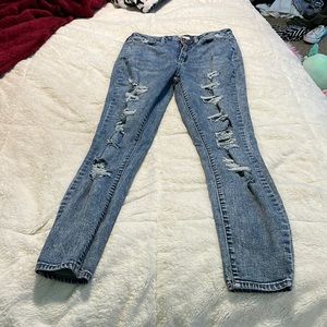 Blue ripped jeans skinny